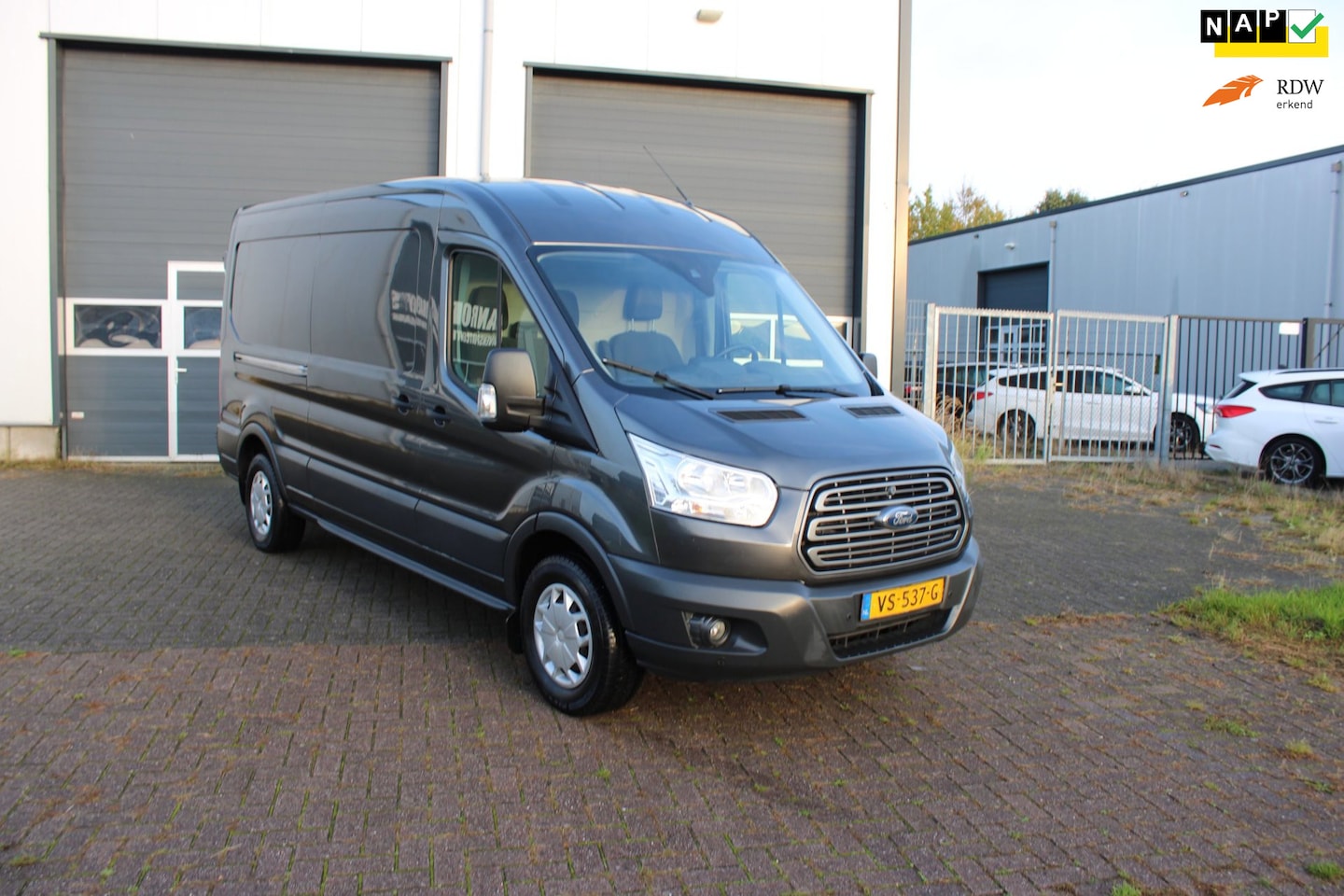 Ford Transit - 350 2.2 TDCI L3H2 Trend ACHTERWIELAANDRIJVING - AutoWereld.nl