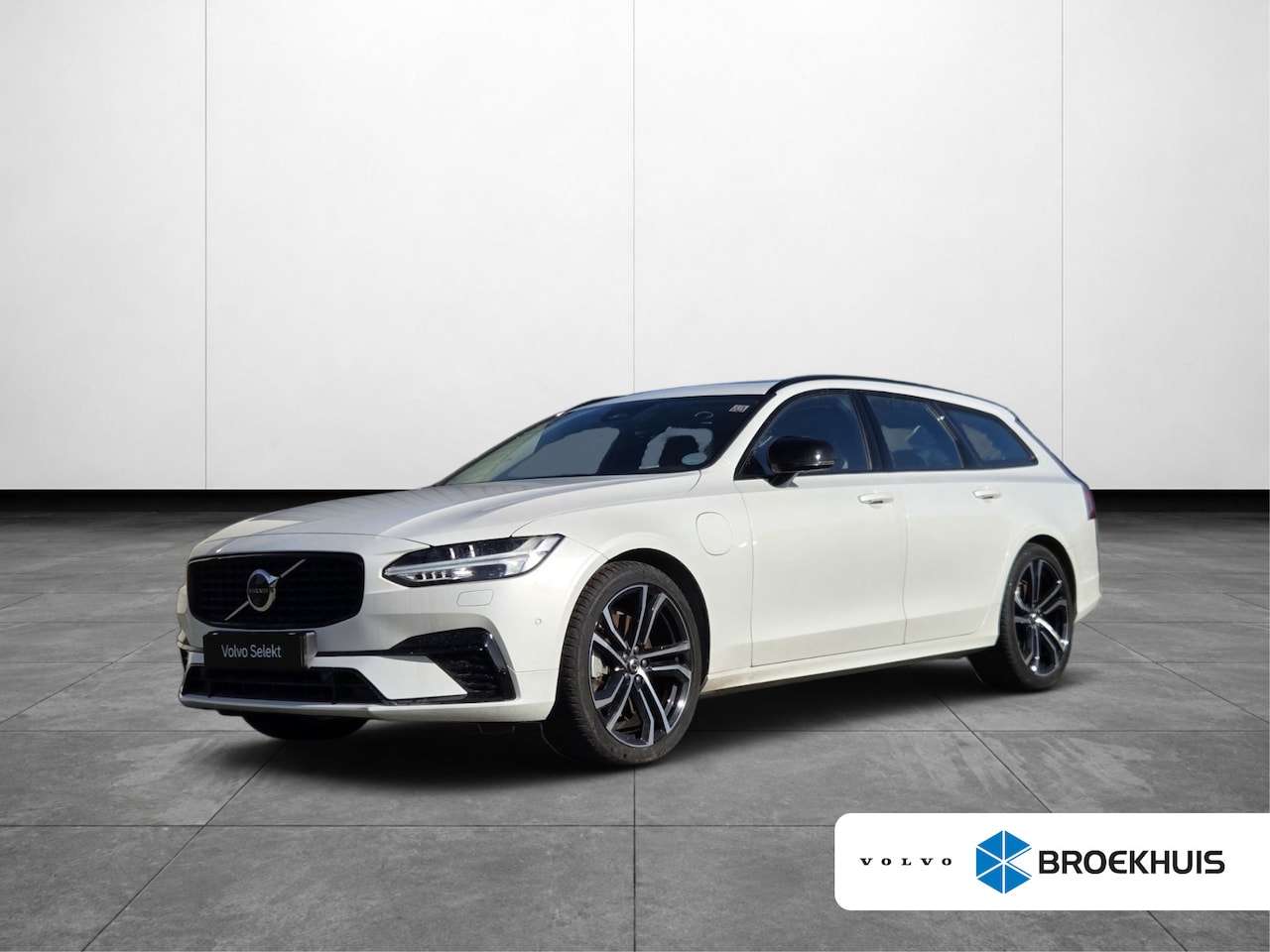 Volvo V90 - 2.0 T8 Plug-in hybrid AWD Ultra Dark | Full Option! | Bowers&Wilkins | Trekhaak | 360 Cam - AutoWereld.nl