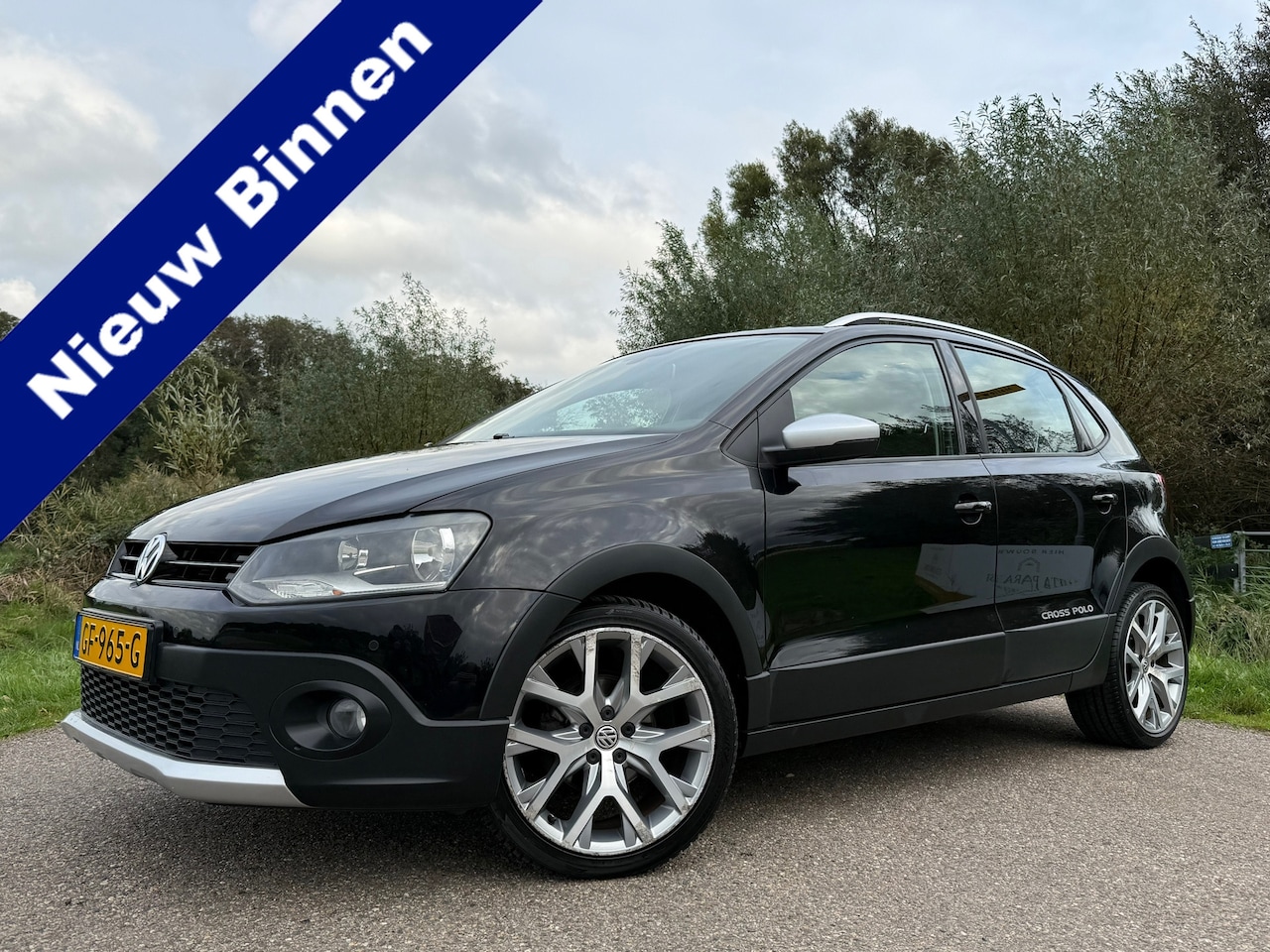 Volkswagen Polo - 1.2 TSI Cross Automaat / Apple CarPlay-Android Auto / Trekhaak / Clima / 17" Velgen / PDC - AutoWereld.nl