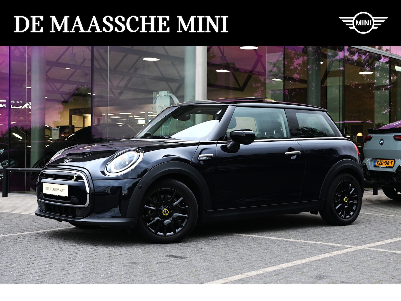MINI Electric - Classic Camden / Panoramadak / Achteruitrijcamera / Harman Kardon / LED / Stoelverwarming - AutoWereld.nl