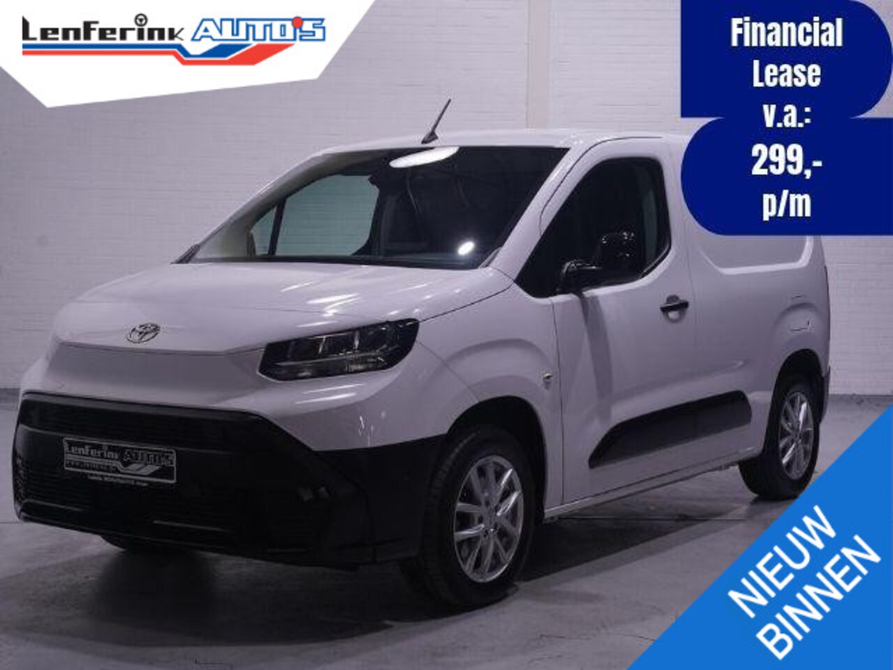 Toyota ProAce City - 1.5 D-4D 130 pk L1 Navigator Navi, Camera, Apple Carplay, Cruise Control, Laadruimte Pakke - AutoWereld.nl