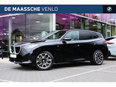 BMW X3 - 30e xDrive M Sport Automaat / Panoramadak / Trekhaak / Sportstoelen / Achteruitrijcamera /