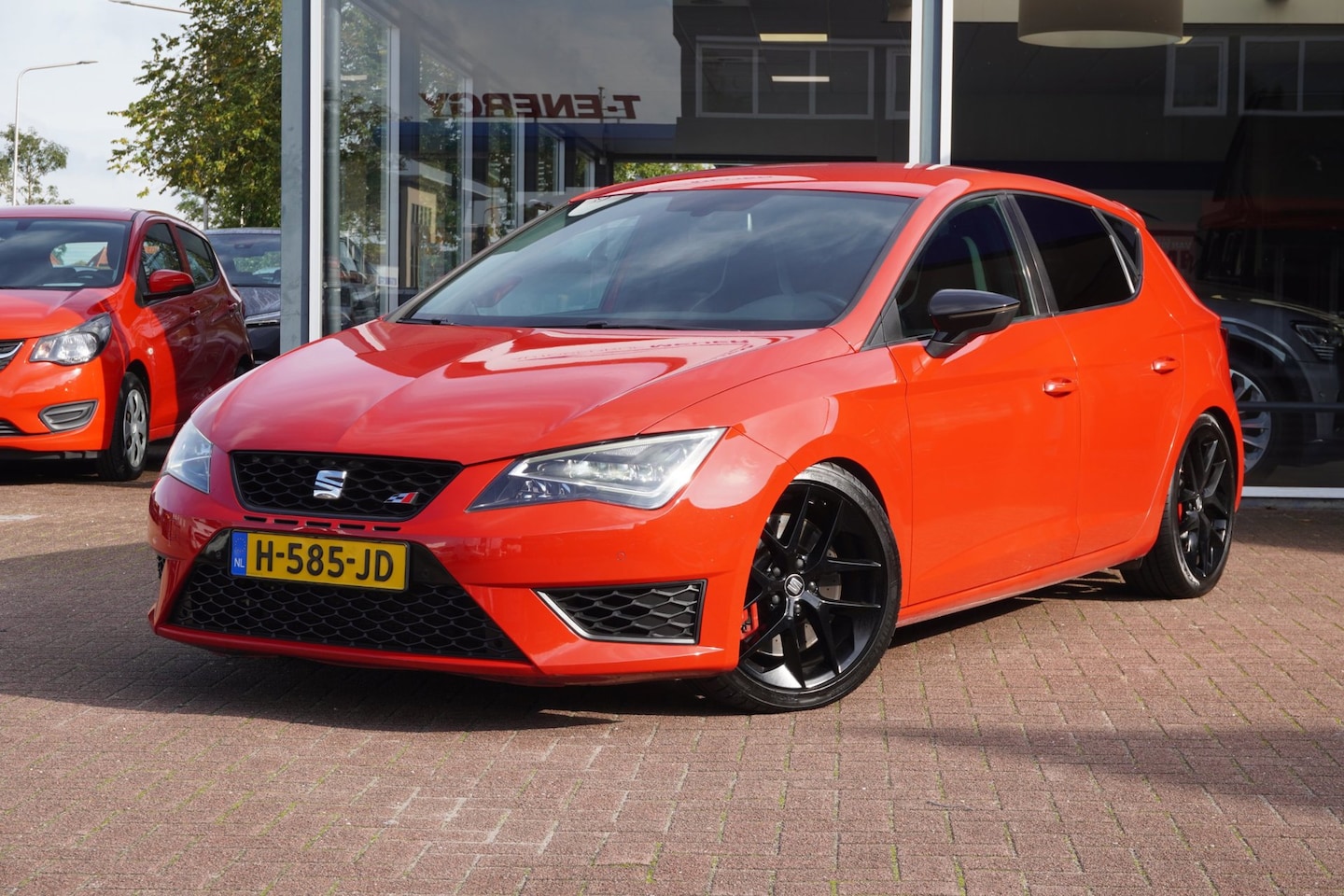 SEAT Leon - 2.0 TSI Cupra 280 Automaat | Navigatie | Vol opties | LM velgen | Camera | Inruil mogelijk - AutoWereld.nl