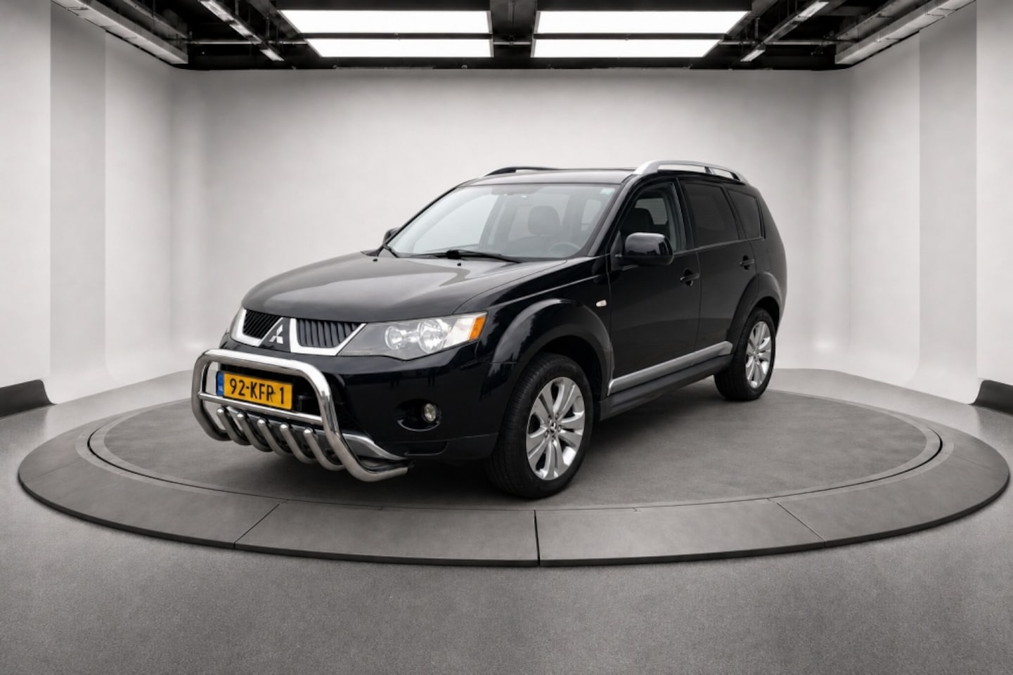 Mitsubishi Outlander - 2.4 Inspire 2WD 2.4 Inspire 2WD - AutoWereld.nl