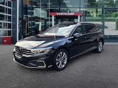 Volkswagen Passat Variant - 1.4 TSI GTE PANO-DAK/ZWENK.TREKHAAK/CAMERA/H+K/ACC/STOEL+STUURVERW