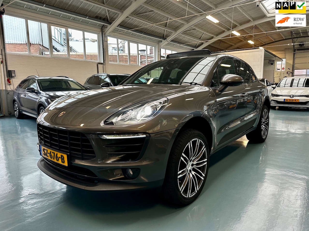 Porsche Macan - 2.0 2.0 - AutoWereld.nl