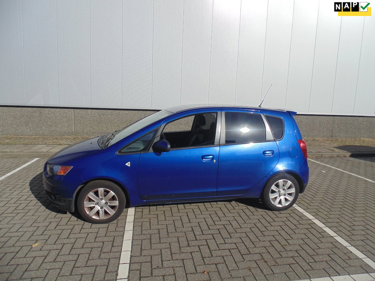 Mitsubishi Colt - 1.3 Intro Edition MET AIRCO TREKHAAK - AutoWereld.nl