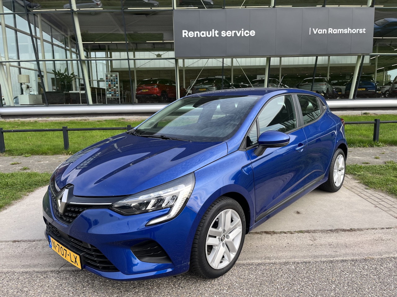 Renault Clio - 1.0 TCe / Parkeerhulp A / Navigatie / Airco / Cruise / Apple Carplay-Android Auto / - AutoWereld.nl