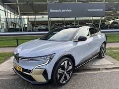 Renault Mégane E-Tech - EV60 Optimum Charge Iconic / 220PK / 360 Camera / Winter pakket / Harman Kardon / Warmtepo