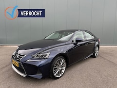 Lexus IS - 300h Hybrid Lux. L. KEYLESS | CAMERA | NAP