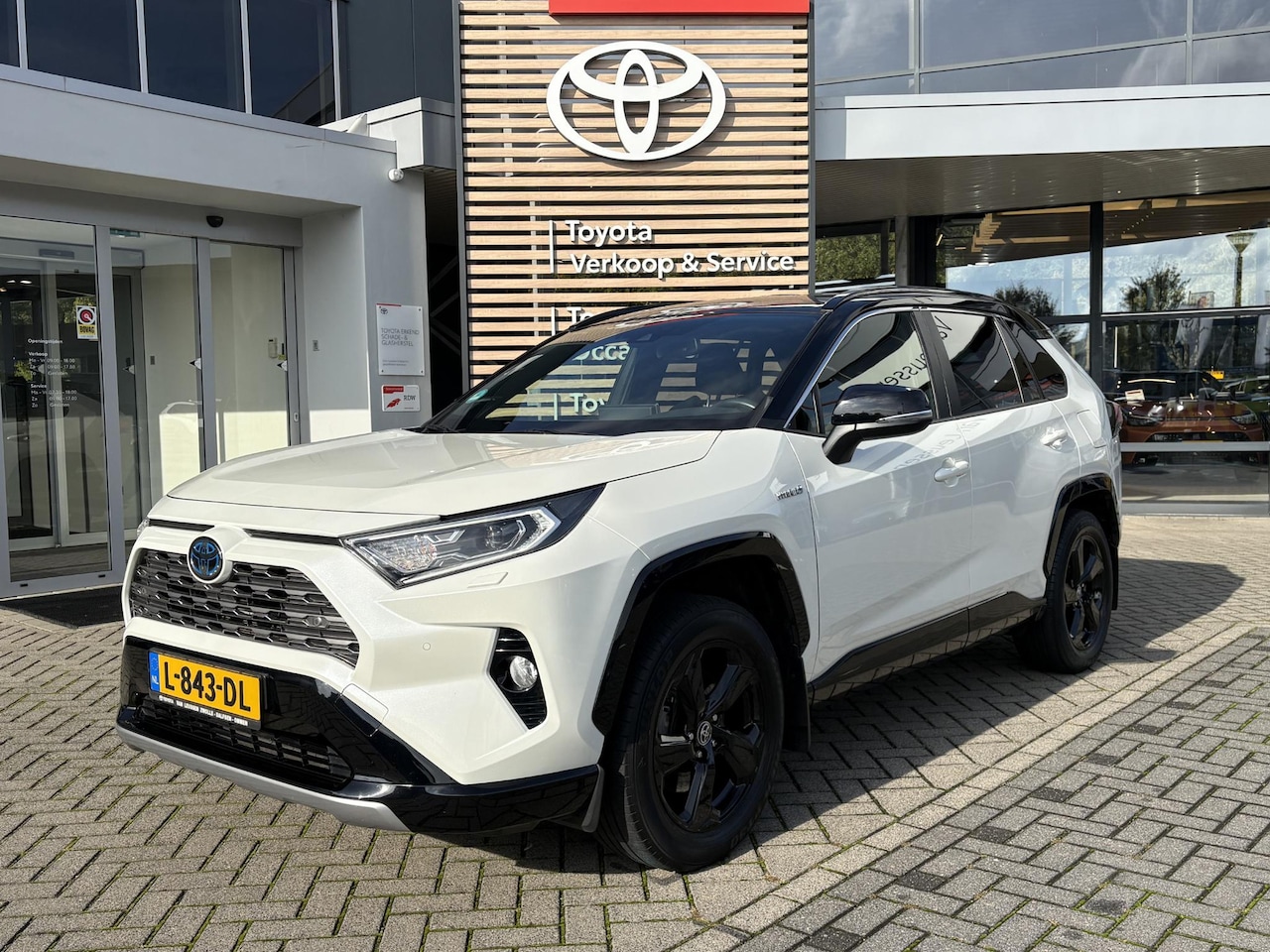Toyota RAV4 - 2.5 Hybrid Bi-Tone CAMERA ADAPTIVE CRUISE - AutoWereld.nl