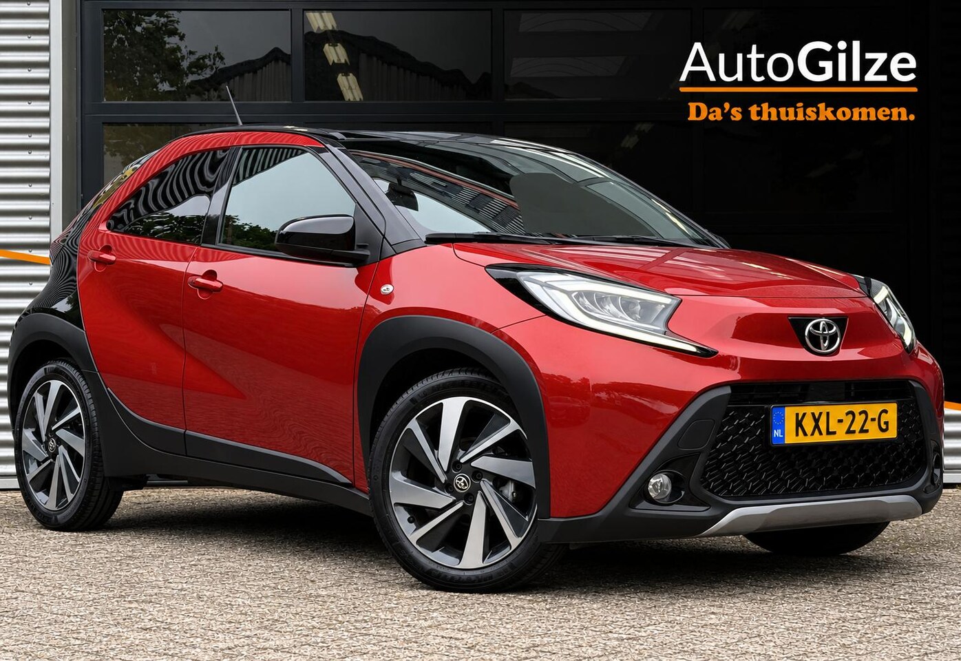 Toyota Aygo X - 1.0 VVT-i S-CVT Envy l Cabrio l Camera l Stoelverwarming l Navigatie - AutoWereld.nl