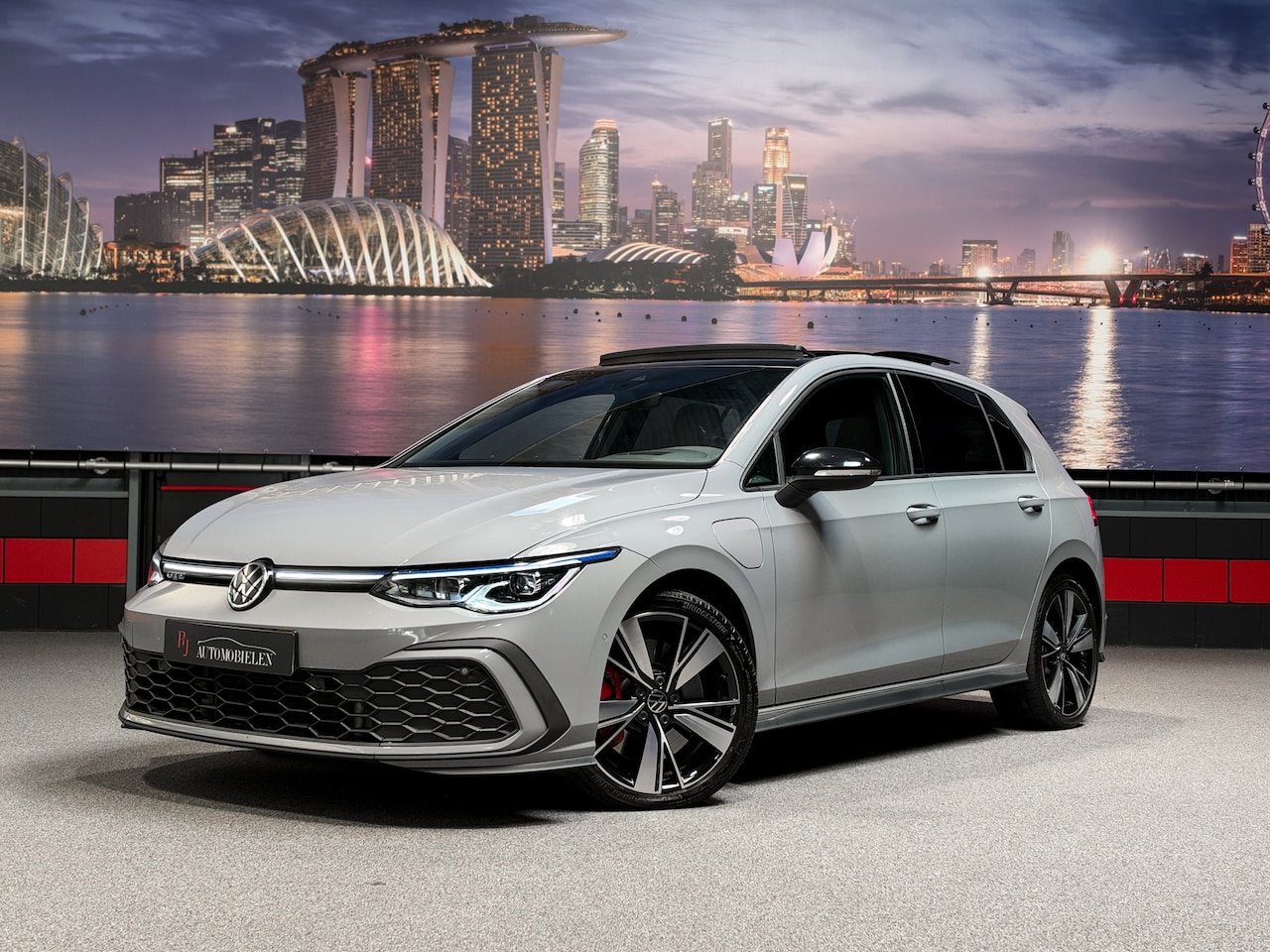Volkswagen Golf - 8 1.4 eHybrid GTE |IQ-light|Panorama|Camera|HeadUp - AutoWereld.nl
