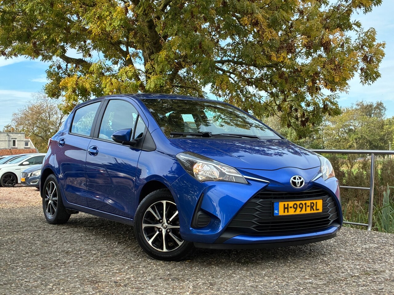 Toyota Yaris - 1.0 VVT-i Connect | Carplay + Airco nu €10.975,-!! - AutoWereld.nl