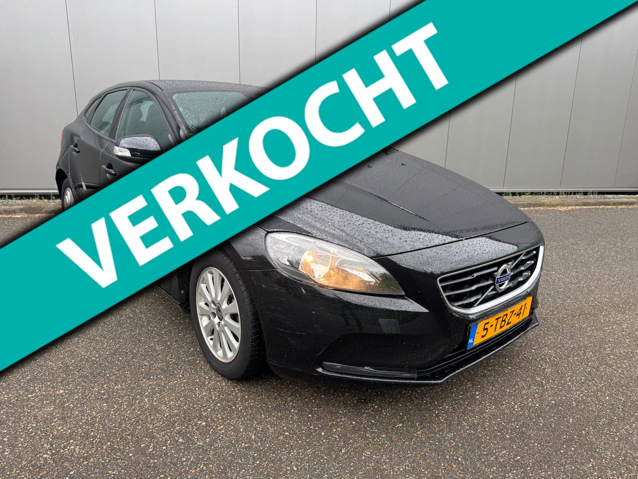 Volvo V40 - 1.6 D2 Kinetic LEDER NAVI CLIMA - AutoWereld.nl