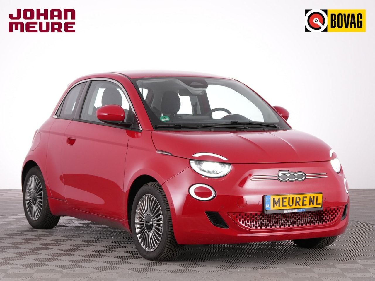 Fiat 500e - Icon Plus 3+1 24 Kwh | Full LED | VELGEN | NAVI | CAMERA | PDC | CARPLAY | Stoelverwarming - AutoWereld.nl