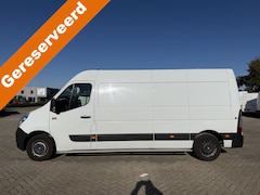 Renault Master - T35 2.3 dCi 130pk L3H2 / euro 6 / apk tot 07-02-2027 / airco / cruise / trekhaak / camera