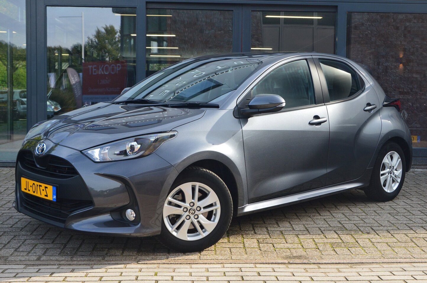 Toyota Yaris - 1.5 Hybrid 115 Active| Automaat | Camera | All-Season | adapt.cruise control | - AutoWereld.nl