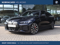 BMW i4 - eDrive40 M Sport / Achteruitrijcamera / Active Cruise Control / Comfort Access / Stuurverw