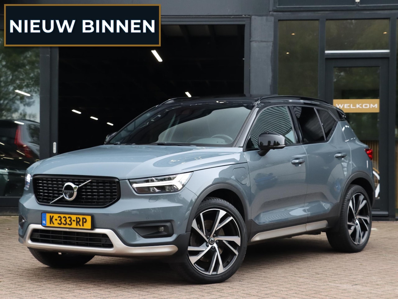 Volvo XC40 - T5 Recharge R-Design 262PK Panoramadak Harman Kardon Trekhaak 1e eig. Volvo dealeronderhou - AutoWereld.nl