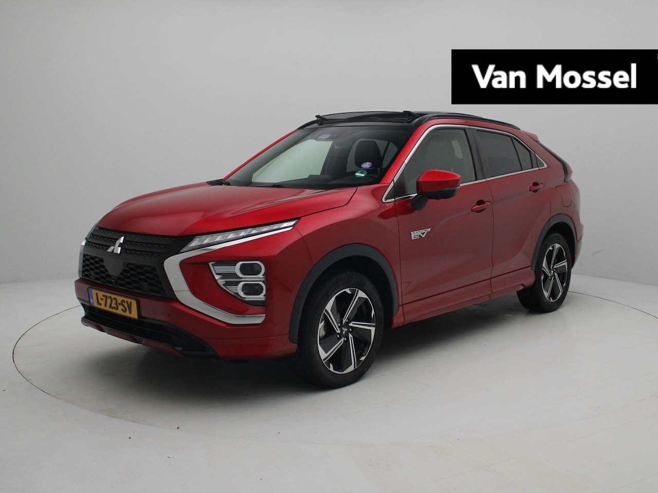 Mitsubishi Eclipse Cross - 2.4 PHEV Instyle WORDT VERWACHT | Panoramadak | Achteruitrijcamera | Apple Carplay/Android - AutoWereld.nl