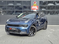 Lynk & Co 01 - 1.5 Black Edition Panoramadak|360° Camera|ACC|Stoelverwarming|Navi|Carplay