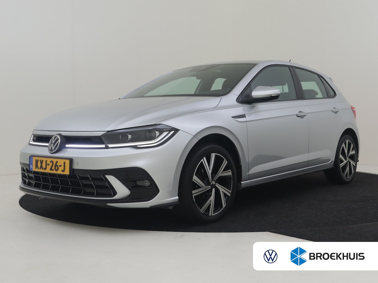 Volkswagen Polo - 1.0 TSI R-Line l IQ Light l R-Line int. en Ext. l Apple Car Play/Android l Navi l Climate - AutoWereld.nl