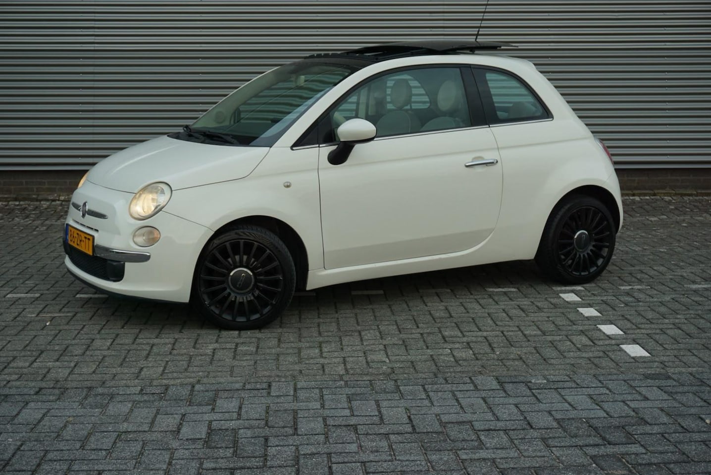 Fiat 500 - 1.4-16V Lounge Pano/Apple/Airco - AutoWereld.nl