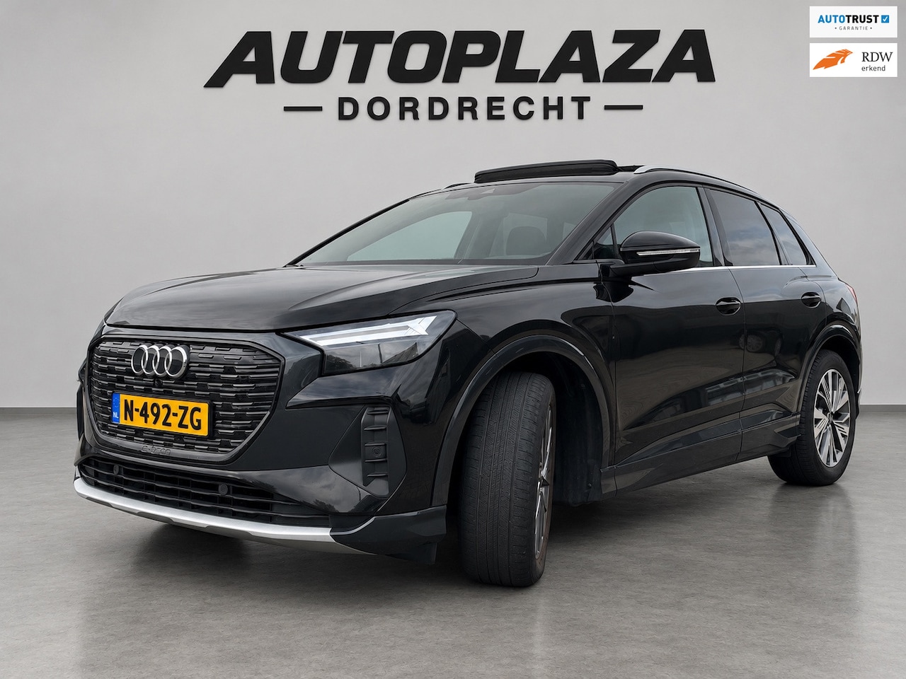 Audi Q4 e-tron - 40 Launch edition Advanced Plus 77 kWh SOH 87%|STOELVERW|PANORAMADAK - AutoWereld.nl