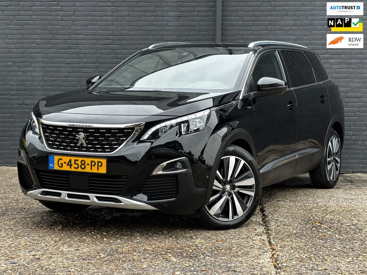 Peugeot 5008 - 1.2 PureTech GT-Line PANO|TREKHAAK|LEDER|7PERSOONS|STOELVER|KEYLESS - AutoWereld.nl