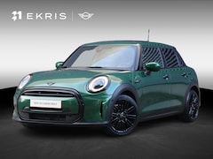 MINI 5-Deurs - Cooper | Camden Edition + Panodak + Apple Carplay + Sportstoelen + Camera + Comfort Access