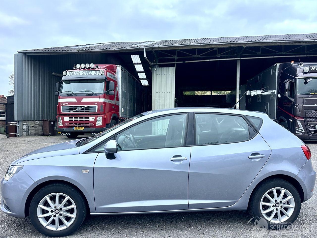 SEAT Ibiza - 1.0 EcoTSI 95pk Style Connect - 98dkm nap - navi - airco - cruise - aux - usb - pdc - face - AutoWereld.nl