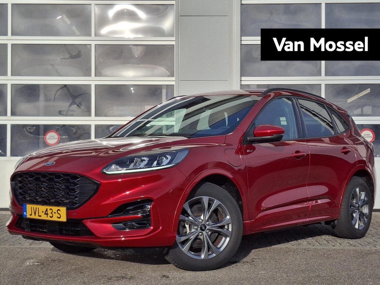 Ford Kuga - 2.5 PHEV ST-Line | Winter Pack | 18'' LMV | Apple Carplay & Android Auto | Parkeersensoren - AutoWereld.nl