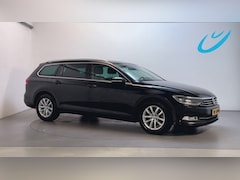 Volkswagen Passat Variant - 1.6 TDI DSG Highline Stoelverwarming Navigatie Camera App-Connect