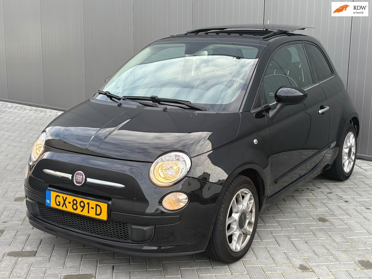 Fiat 500 - 1.2 Naked | LEES TEKST | Panoramadak | Airco | LM Velgen | - AutoWereld.nl