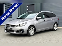 Peugeot 308 SW - 1.2 PureTech Blue Lease Executive 84078KM PANO NAVI