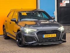 Audi A3 Sportback - 40 TFSI e RS3 Look / B & O / Acc / Lane Assist / Dode Hoek / Dig Cockpit / Navi / Ecc / El