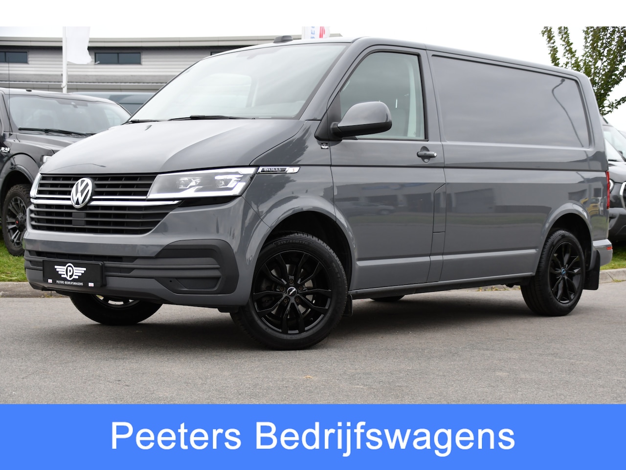 Volkswagen Transporter - 2.0 TDI L1H1 Bulli Virtual, Camera, Cruise, Carplay, LED, Multimedia, 150pk, Leder, Uniek! - AutoWereld.nl