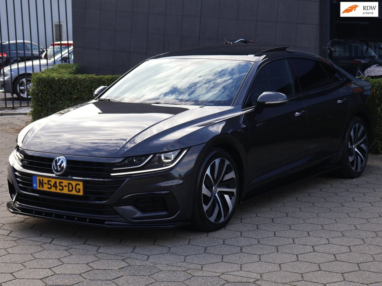 Volkswagen Arteon - 2.0 TSI Business R|Maxton|Pano|Virtual|Adaptive - AutoWereld.nl