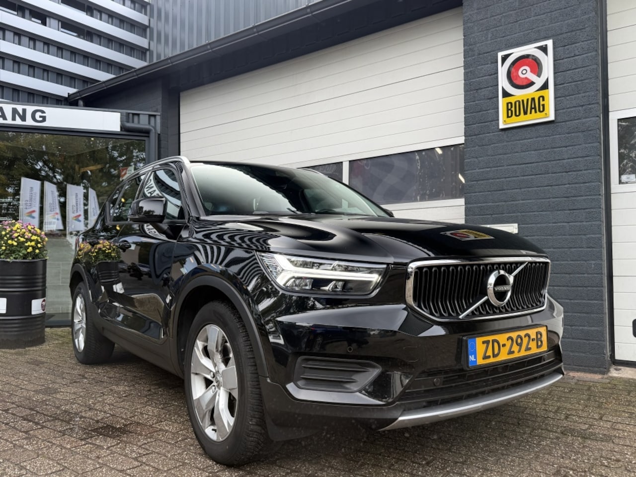 Volvo XC40 - 2.0 D3 AWD Momentum 2.0 D3 AWD Momentum - AutoWereld.nl