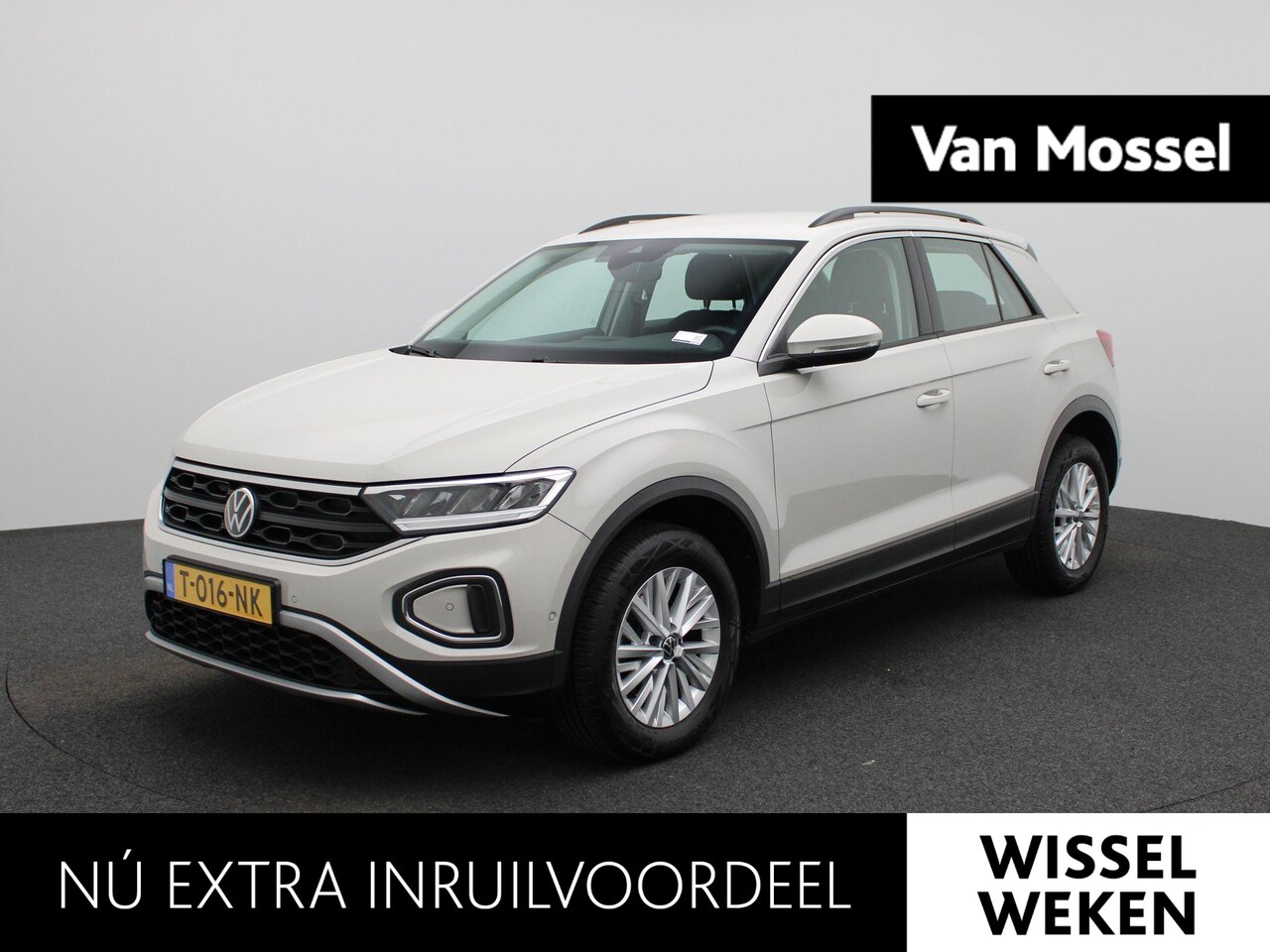 Volkswagen T-Roc - 1.5 TSI Life Business | ACC | Stoelverwarming | Apple Carplay | Navigatie | Climate Contro - AutoWereld.nl