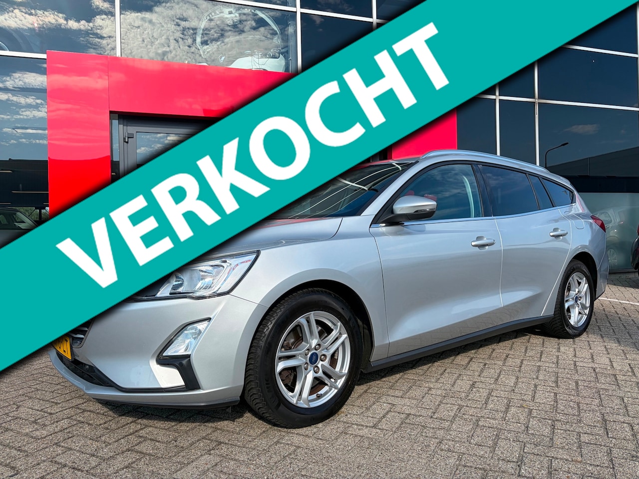 Ford Focus Wagon - 1.0 EcoBoost Trend Edition Business 1.0 EcoBoost Trend Edition Business - AutoWereld.nl