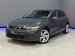 Volkswagen Golf - 1.0 eTSI Life Adaptive Cruise|Carplay/automaat