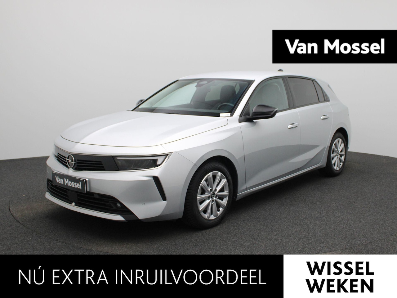 Opel Astra - 1.2 Business Edition | AUTOMAAT | ACHTERUITRIJCAMERA | APPLE CARPLAY - ANDROID AUTO | STOE - AutoWereld.nl