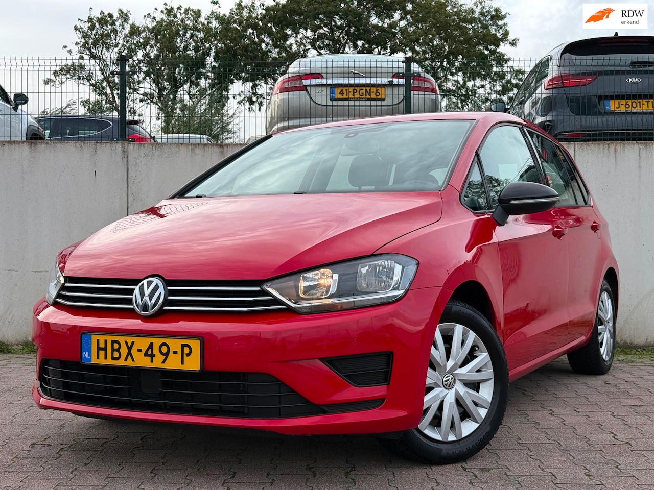 Volkswagen Golf Sportsvan - 1.4 TSI Business Edition Connected/NAVI/STOEL VERWARMING/73862 KM/HOGE INSTAP/PDC V+A/APK - AutoWereld.nl