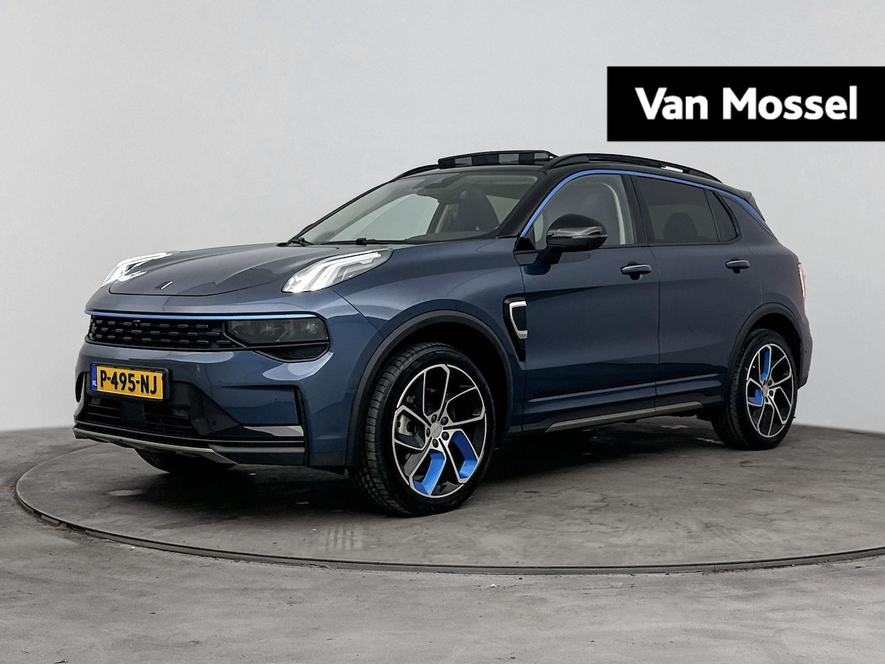 Lynk & Co 01 - 1.5 | PANORAMADAK | ELEK.STOELEN MET MEMORY | 360 CAMERA | CLIMATE CONTROL | STOELVERWARMI - AutoWereld.nl