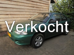 Hyundai Excel - 1.3i LS *SCHUURVONDST*36.000 org.km.*LOOPT NIET