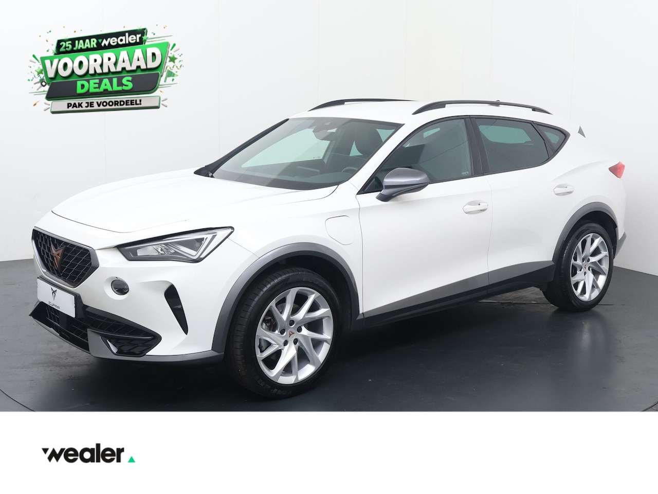 CUPRA Formentor - 1.4 TSI e-Hybrid Essential | 204 PK | SoH 91% | Adaptive cruise control | Lane assist | L - AutoWereld.nl