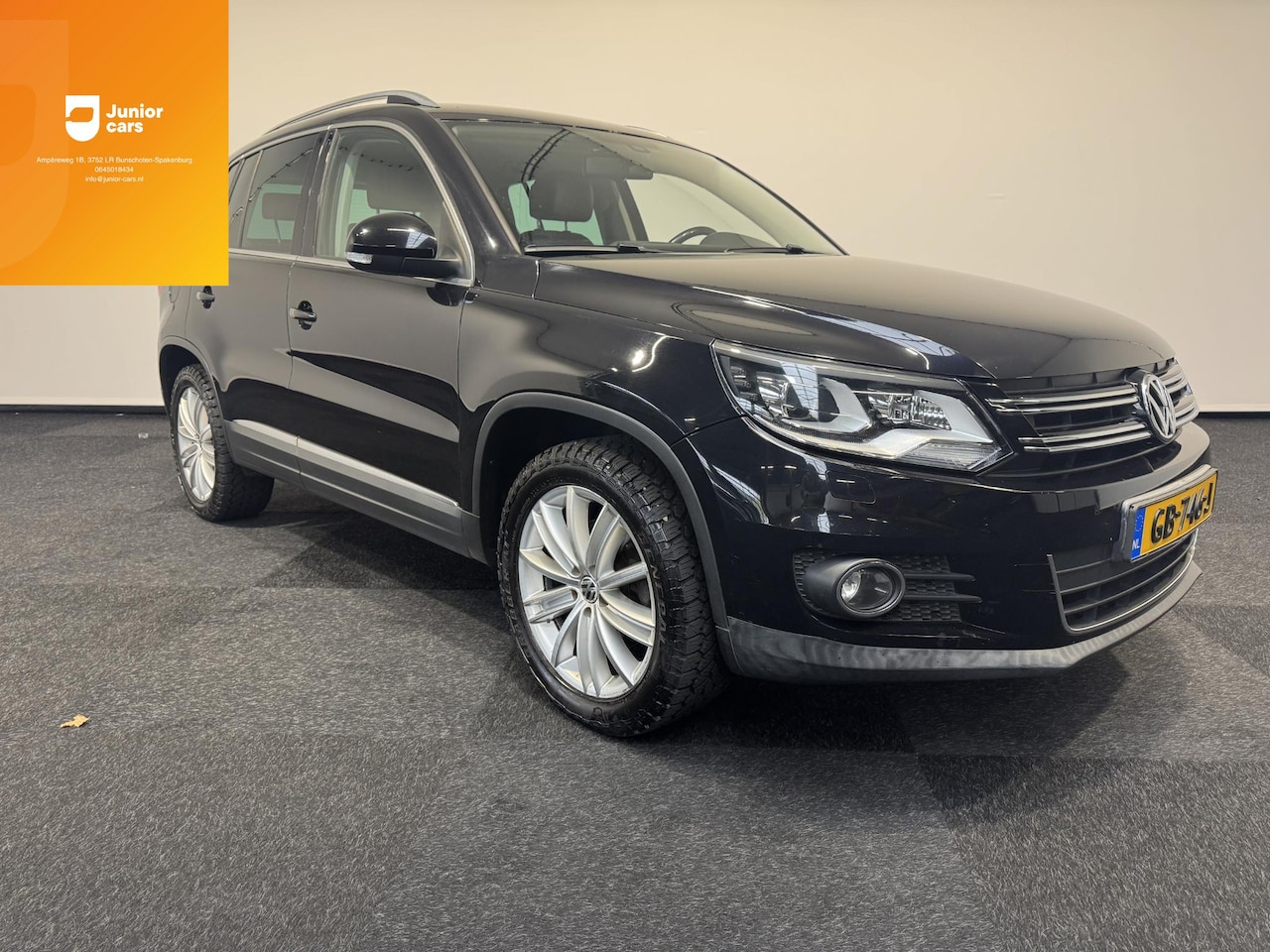 Volkswagen Tiguan - 2.0 TSI Sport&Style 4Motion - AutoWereld.nl