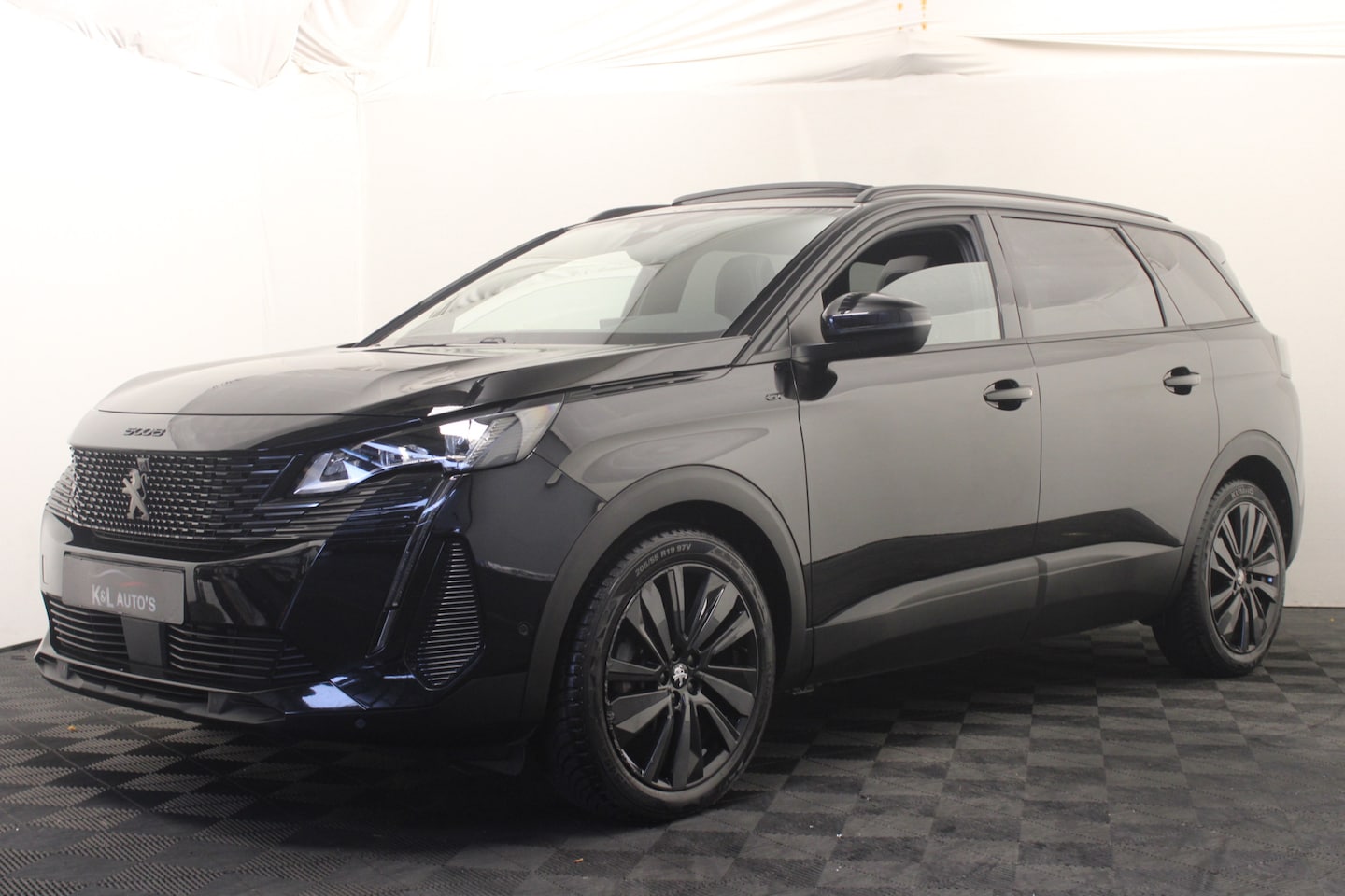 Peugeot 5008 - 1.2 Hybrid 136 Allure 7p |Pano| - AutoWereld.nl
